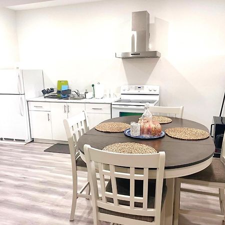 Scarborough New 2-Bedroom Basement Toronto Dış mekan fotoğraf