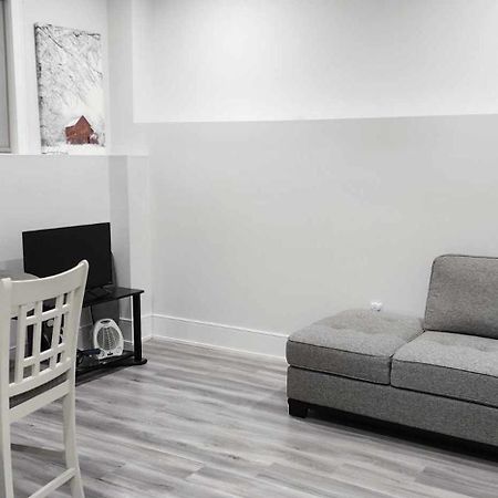 Scarborough New 2-Bedroom Basement Toronto Dış mekan fotoğraf